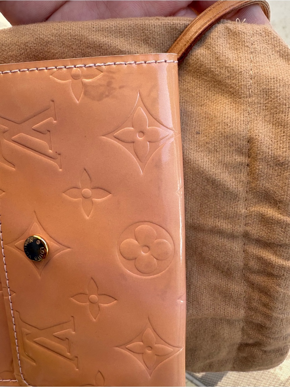 Louis Vuitton Monogram Pink Vernis slim crossbody bag EUC - Picture 3 of 17